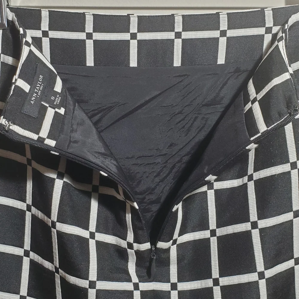 ANN TAYLOR Womens Straight Skirt Windowpane Black White Checkered Size 0